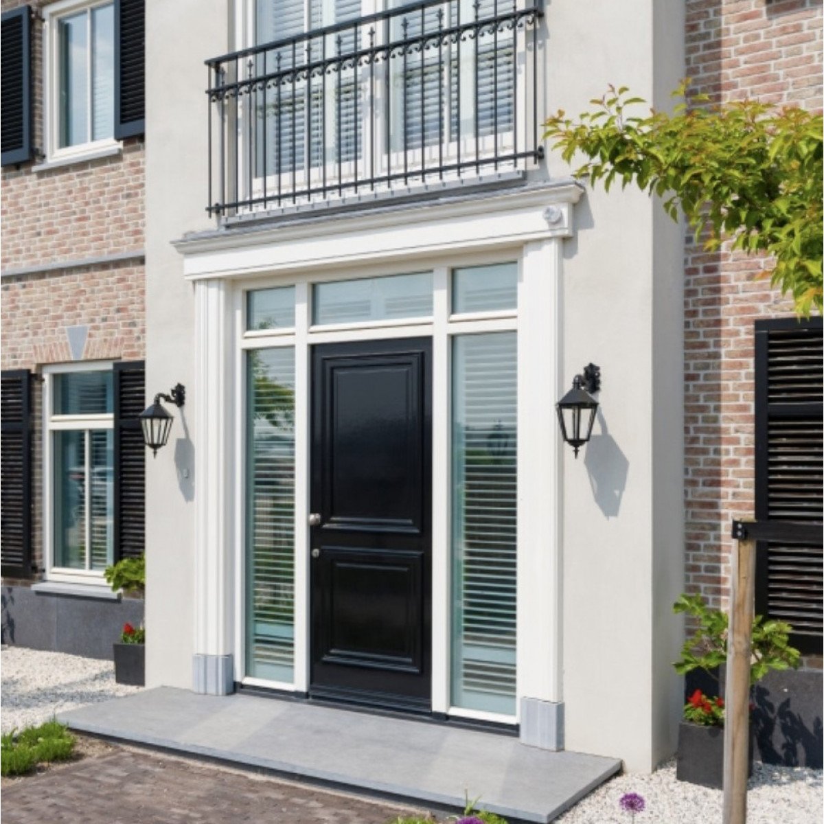 Wandleuchte M32 mit Kronen 