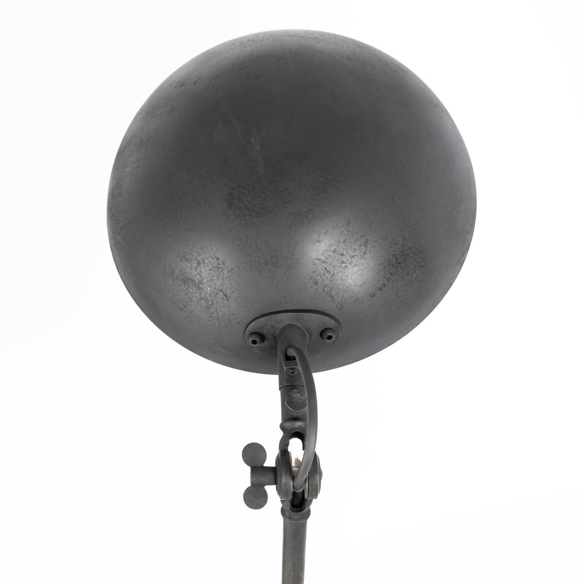 Messinglampe in antikem Schwarz mit E27-Fassung