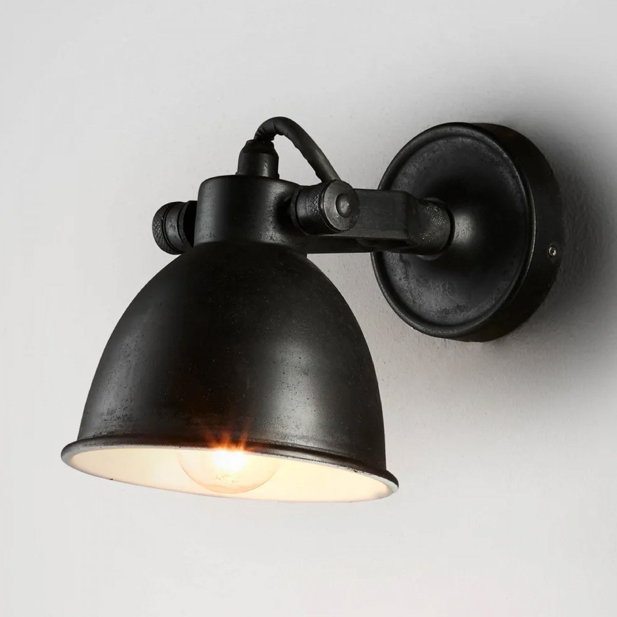 Wand- / Deckenspot Maxim Schwarz