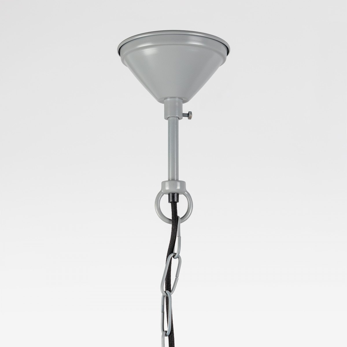 Messinglampe in antikem Anthrazit mit E27-Fassung