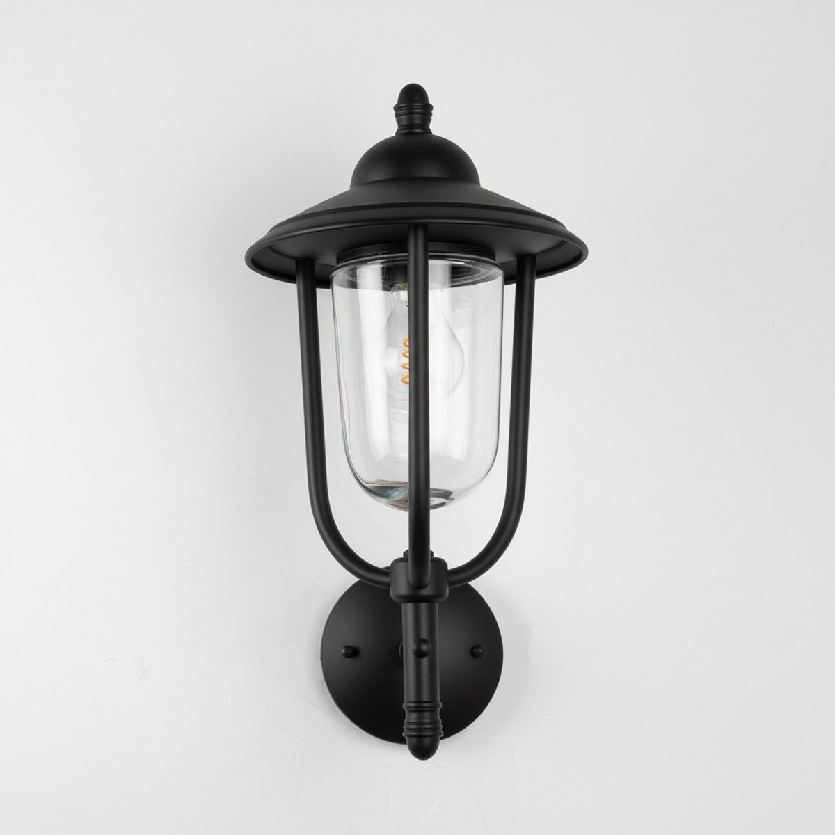 Messingleuchte in der Farbe Antik Schwarz mit einer E27 Fassung