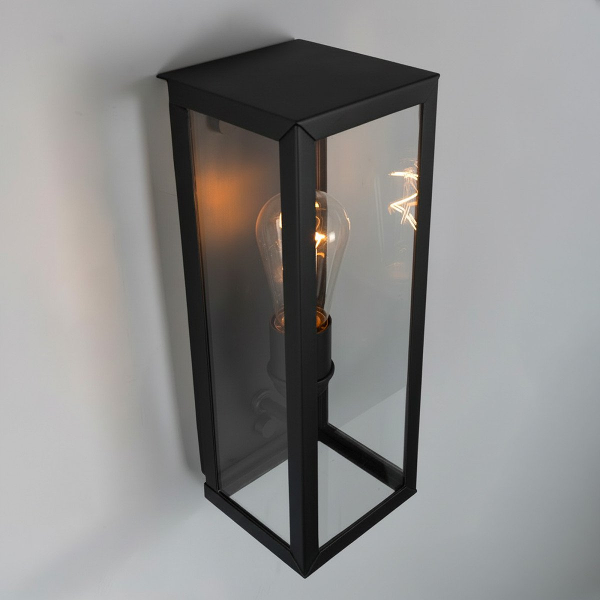 Messinglampe in antikem Bronze mit E27-Fassung
