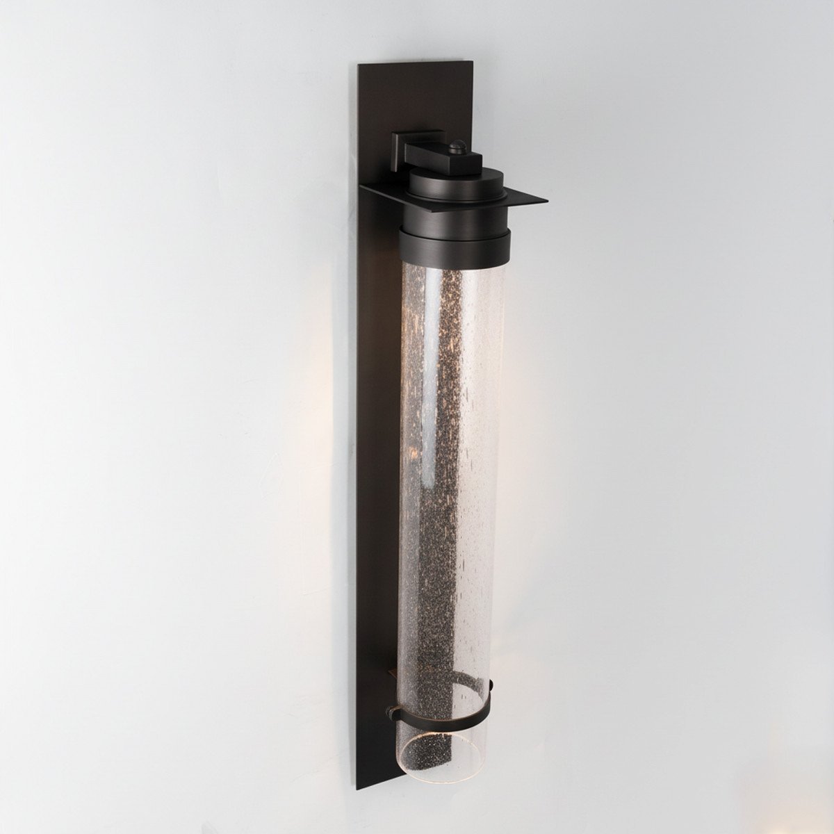 Messinglampe in antikem Schwarz mit E27-Fassung