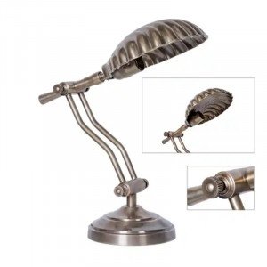 Messinglampe in der Farbe Antikmessing mit einer E27-Fassung