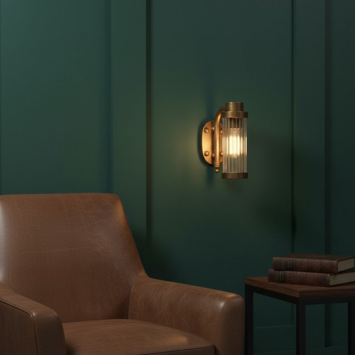 Messinglampe in der Farbe antik messing mit einer E27 Fassung