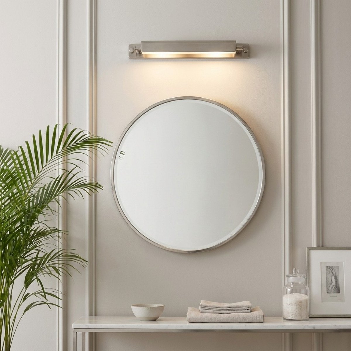 Messinglampe in antiker Silberfarbe mit E14-Fassung