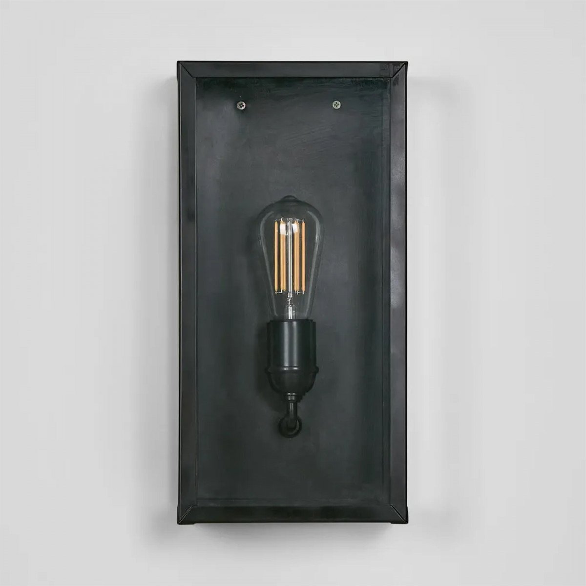 Messinglampe in antiker Bronzefarbe mit E27 Fassung