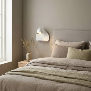 Essence Wandleuchte USB Weiß 