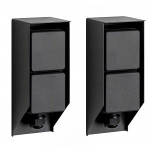 Set von 2 schwarzen Gartensteckdosen für den Außenbereich mit praktischem Erdspieß und zwei Stromanschlüssen.