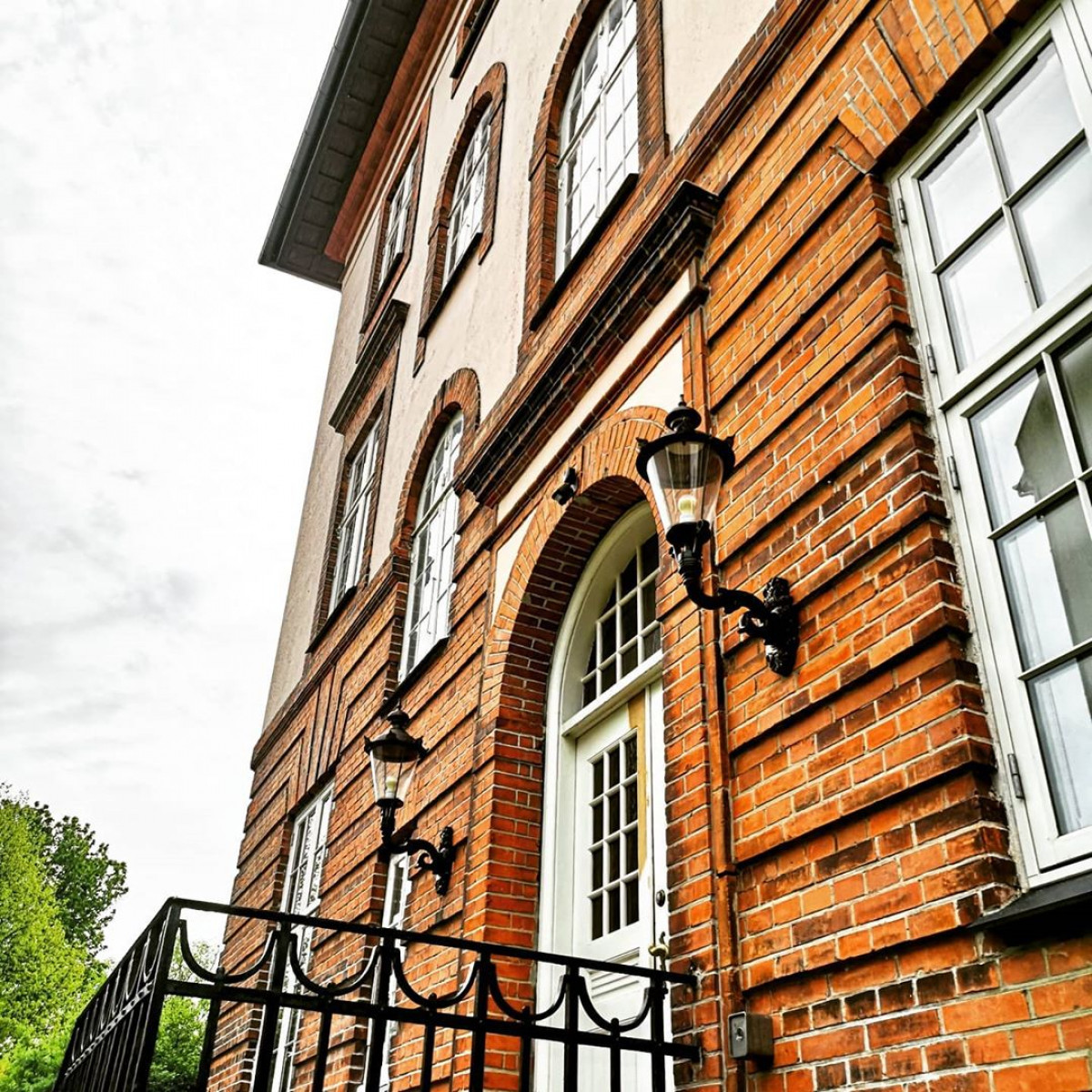 Historische Klassische Wandleuchte Volendam mit Krone