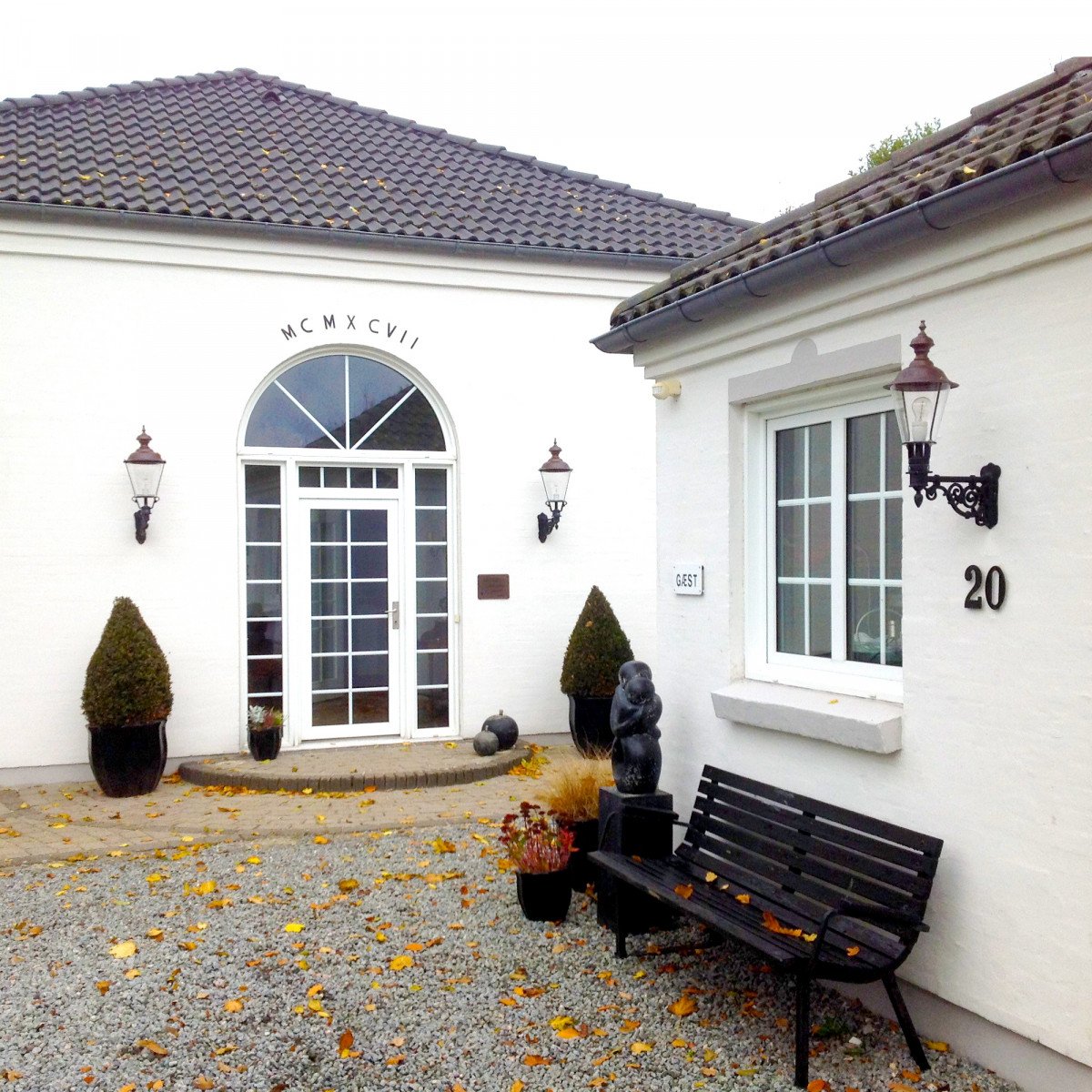 Historisch-klassische Außenwandleuchte Durgerdam