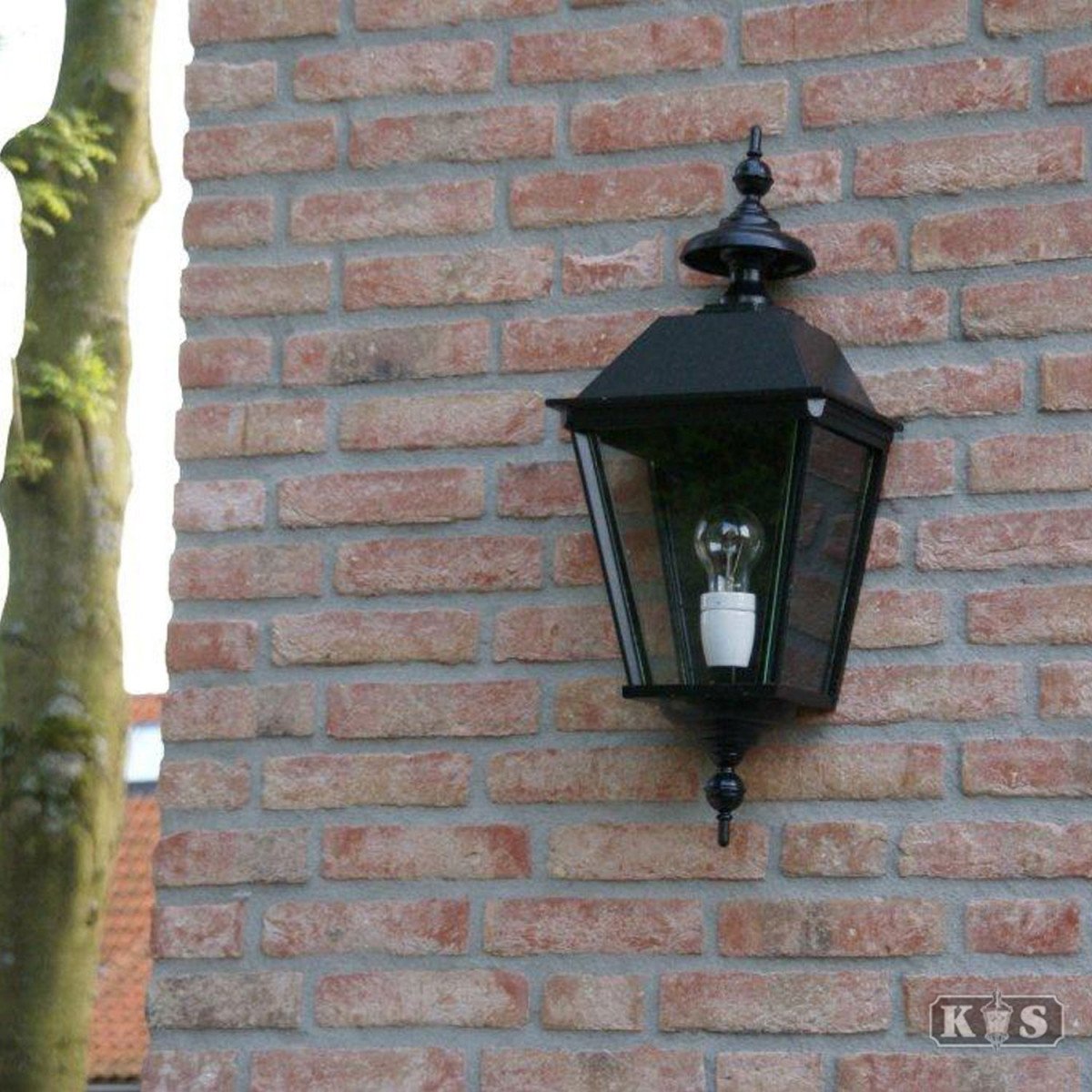 Flache Wandlampe Delft im klassisch ländlichen Stil